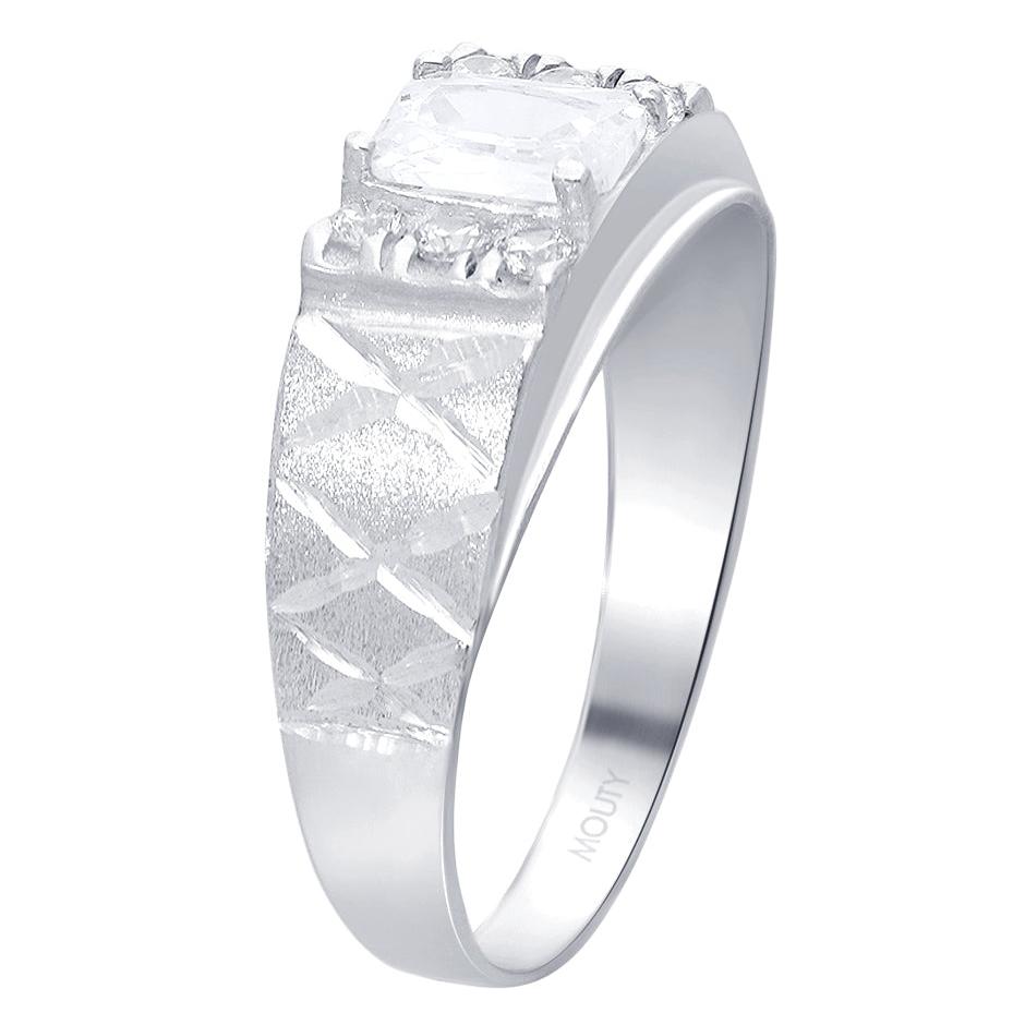 MOD15 ring in 10k white gold with white zirconia