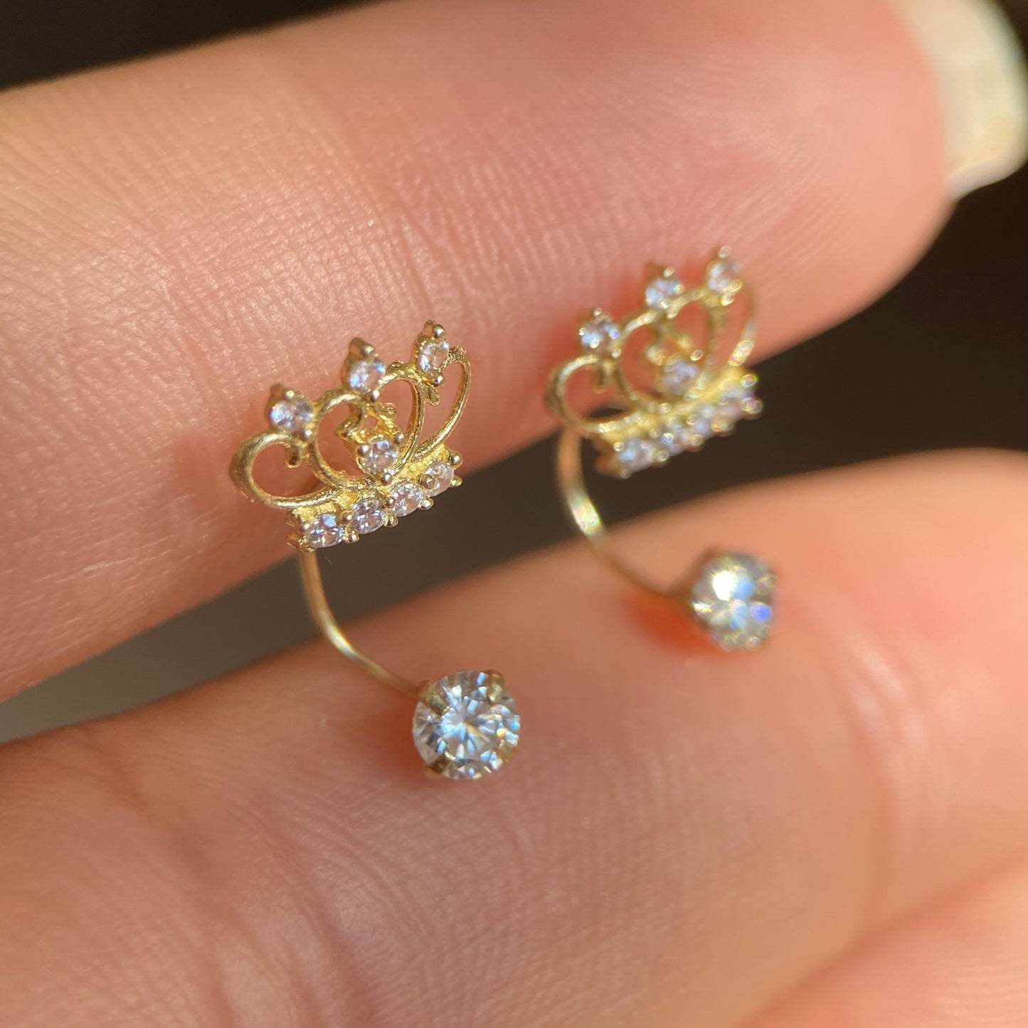 Crown telephone studs in 10k yellow gold with zircons Code: 14285 1.5cm