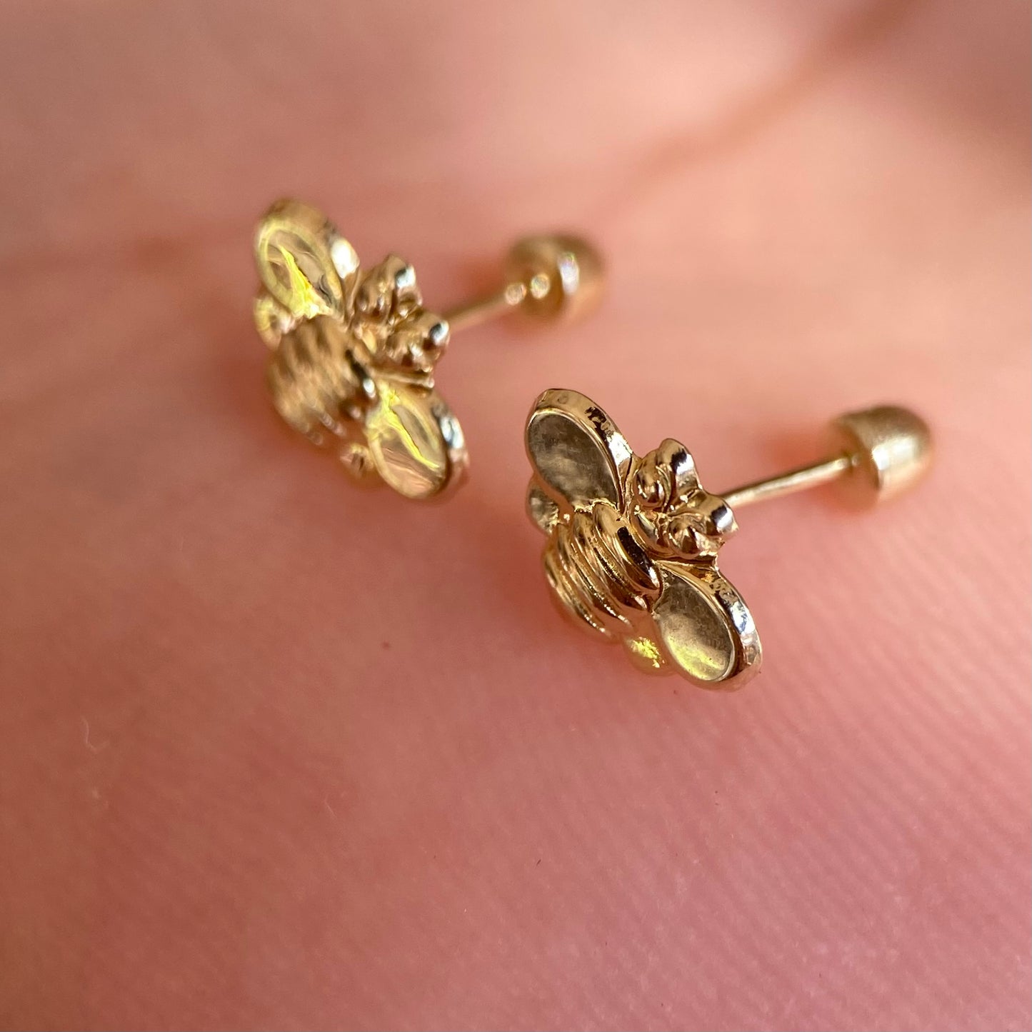 10k yellow gold die-cut bee studs with zircons Code: 14293 6.5mm