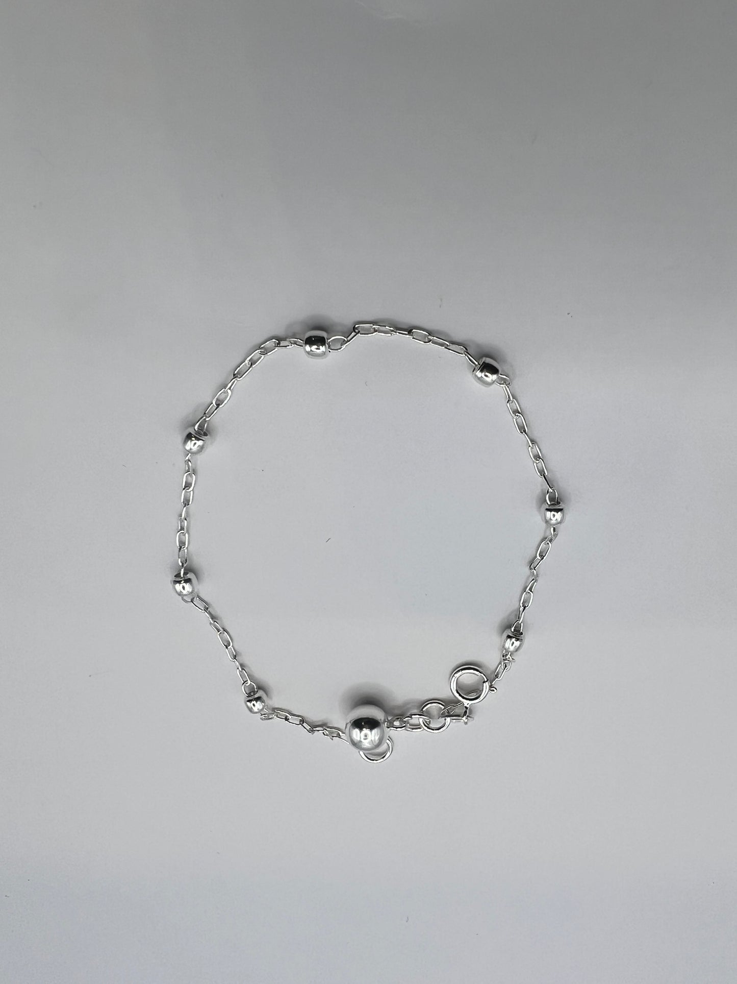 Pulsera Unisex de Plata .925 con Colgante de bolitas 1.5mm 1.6gr 18.5cm