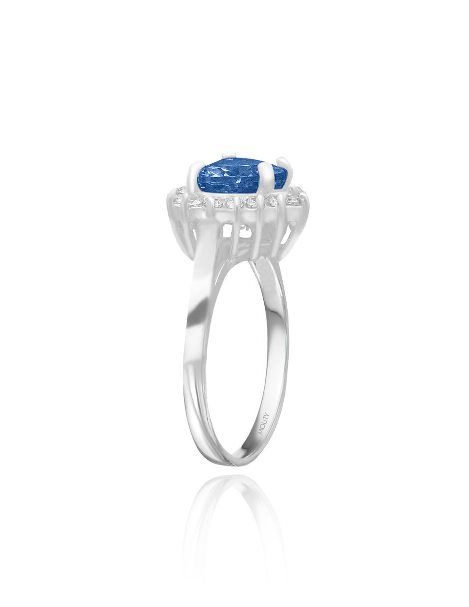 Anillo Serena en oro blanco 10k con circonia azul rey inspirado en Sailor M.