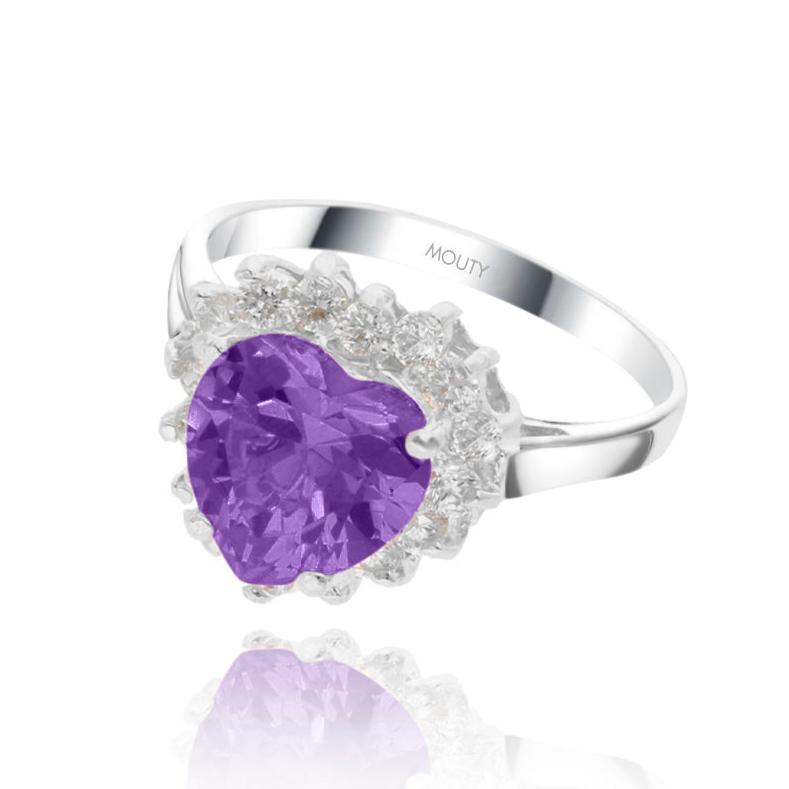 Anillo Serena en oro blanco 18k con circonia morada inspirado en Sailor M.