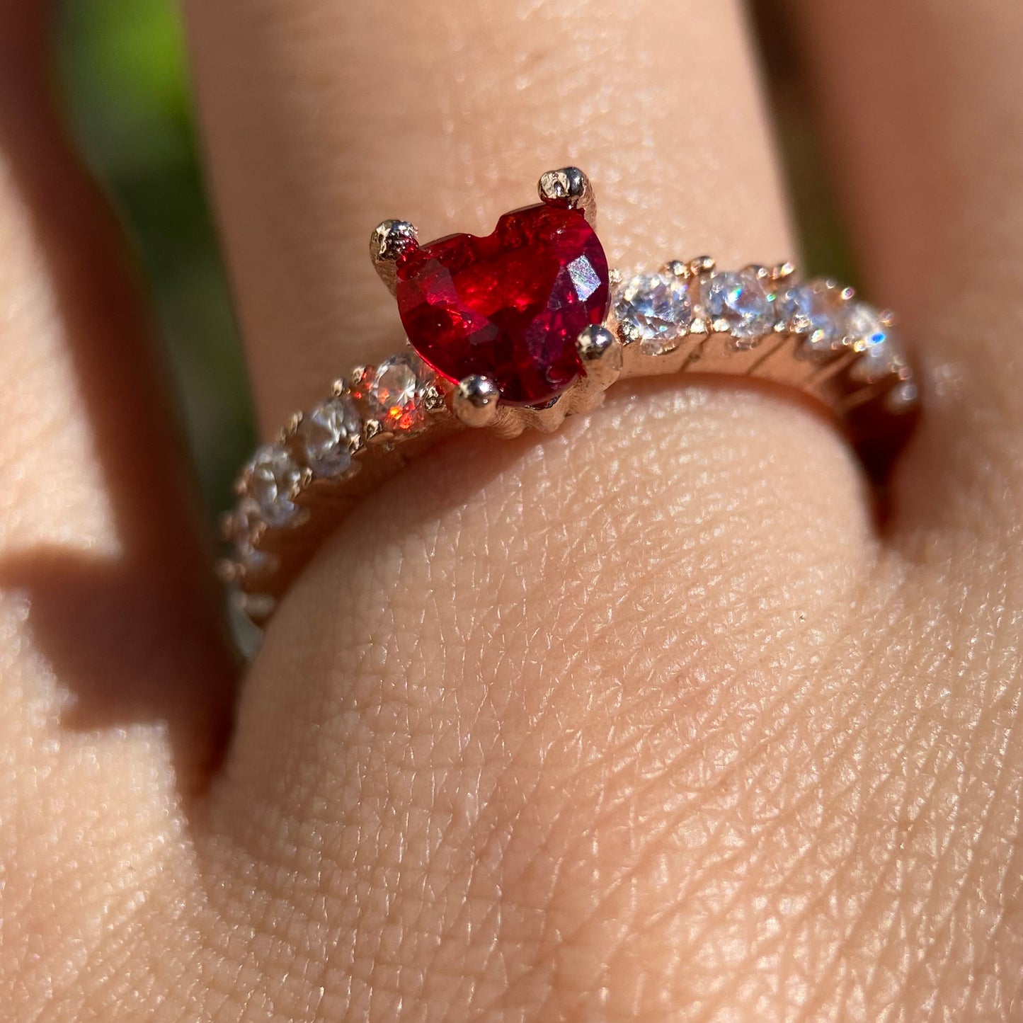 Amour Ring in Rose Gold Plated Silver with Red Zirconia