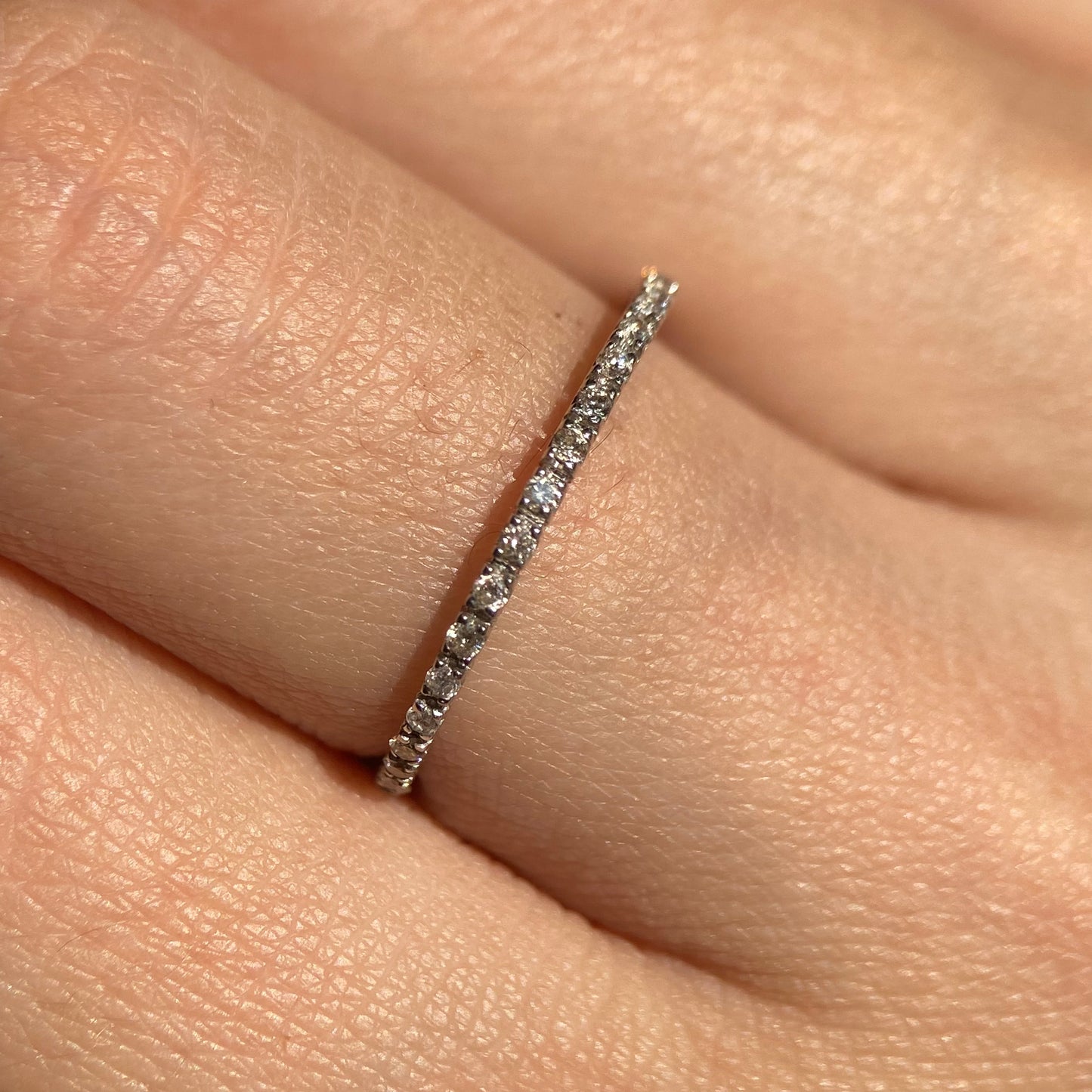 14k White Gold Ring with Diamonds Mod: OF1690